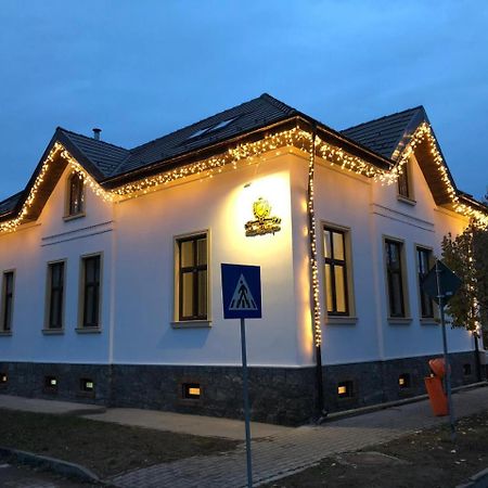 Bed and Breakfast Ana Boutique Alba Iulia Exterior foto