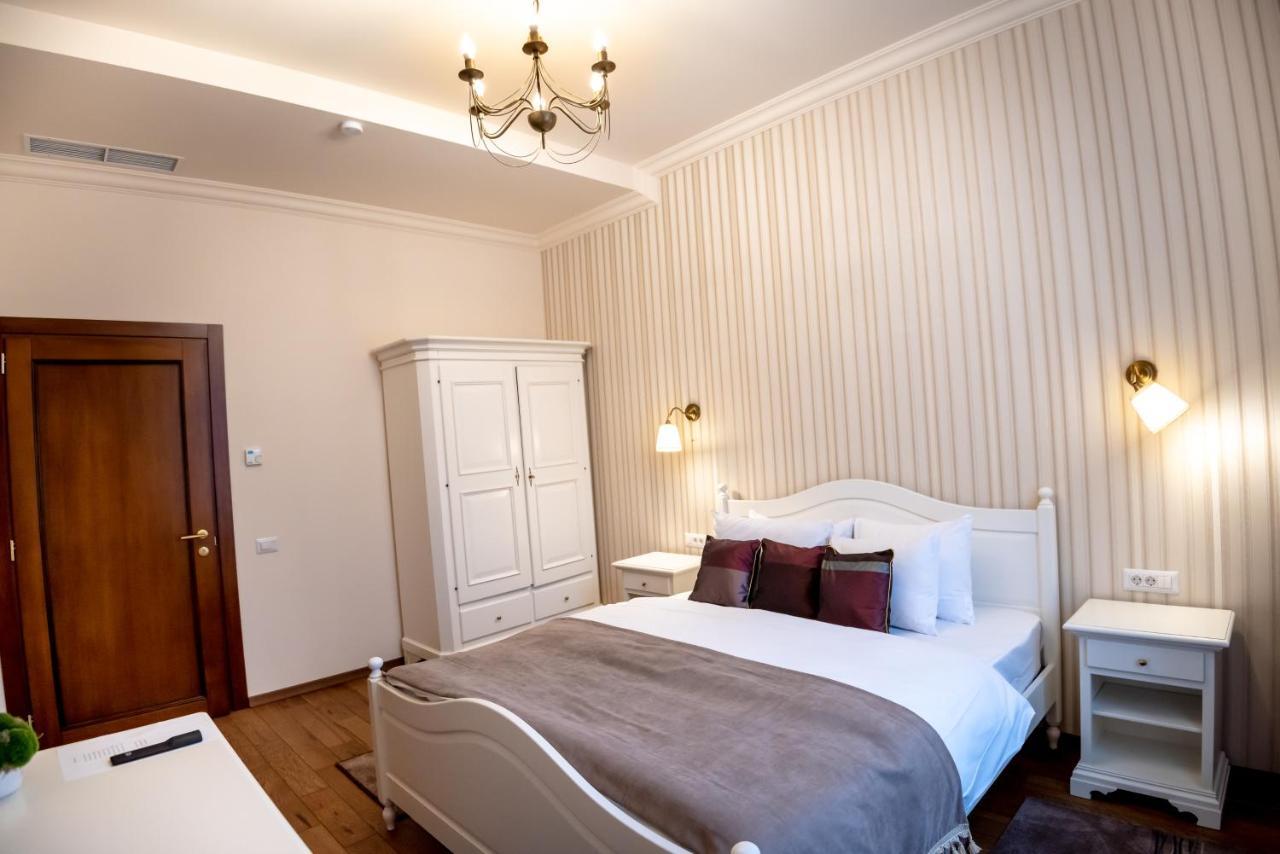 Bed and Breakfast Ana Boutique Alba Iulia Exterior foto
