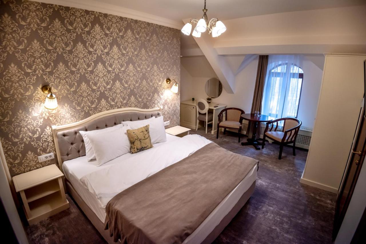 Bed and Breakfast Ana Boutique Alba Iulia Exterior foto