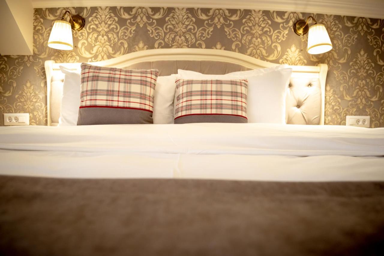 Bed and Breakfast Ana Boutique Alba Iulia Exterior foto